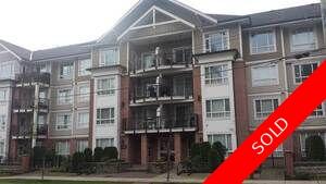 Guildford Condo for sale:  2 bedroom 818 sq.ft. (Listed 2016-12-30)